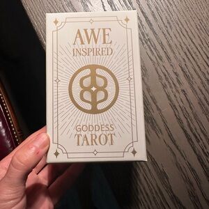 New Awe Inspired Goddess Tarot Card Deck - Gold and White